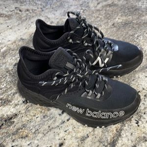 Boys New Balance Shoes Size 1